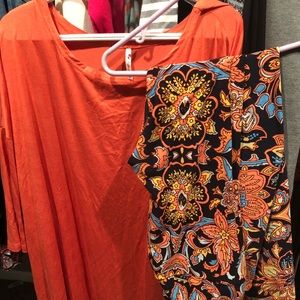 Lularoe TC leggings and 42 pops 3x tunic.